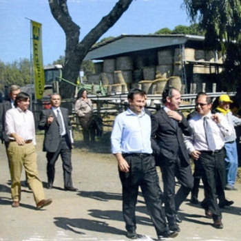 Immagine della visita del Ministro delle Politiche Agricole Luca Zaia all’Azienda Agricola “La Torre di Colognesi Vittorio e Cesare S.S.”