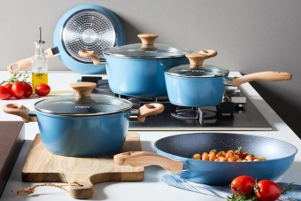 Skyline linea di pentole e padelle in alluminio forgiato