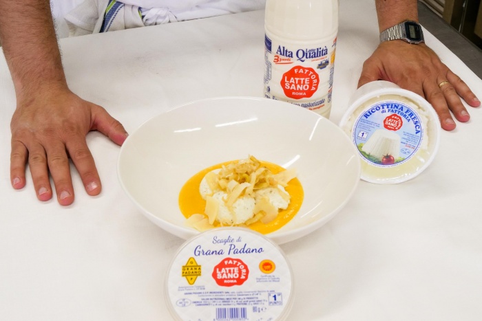 TIEPIDO DI RICOTTA, CREMA DI ZUCCA E PORRO CROCCANTE