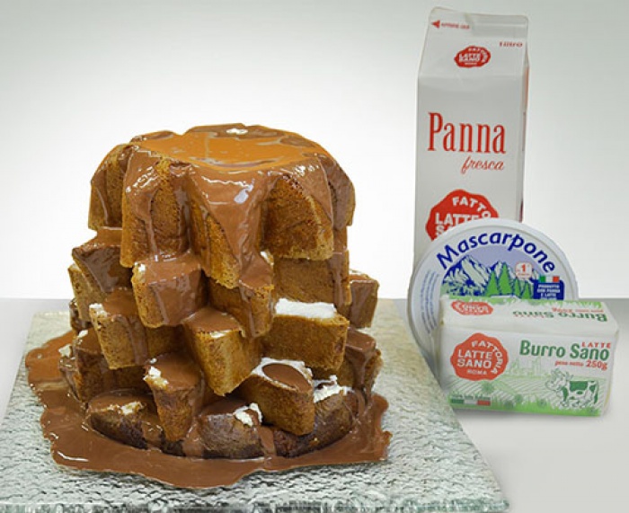 PANDORO FARCITO CON MASCARPONE, PANNA E CIOCCOLATO FONDENTE