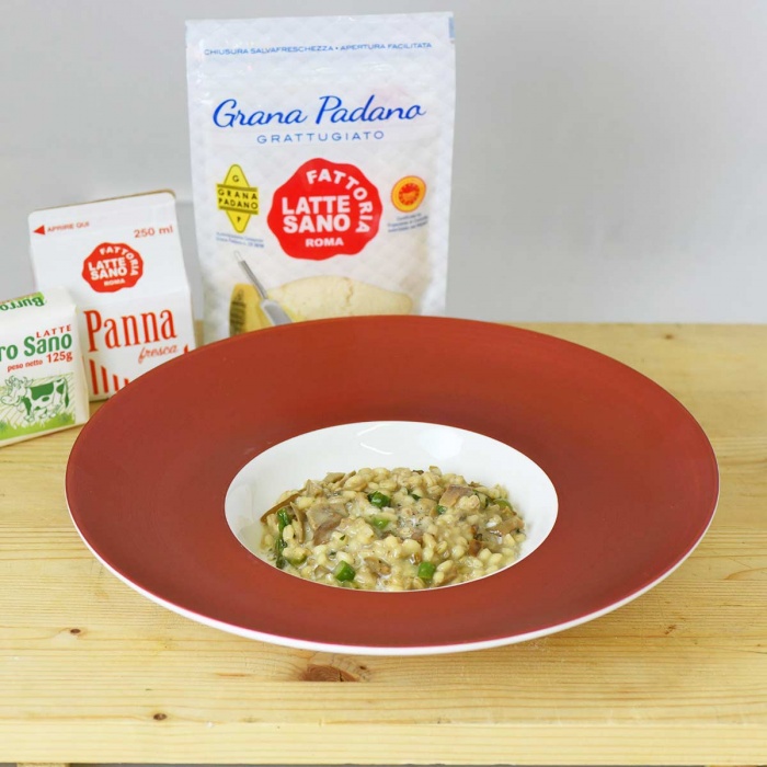 Orzotto mantecato ai porcini con asparagi e liquirizia